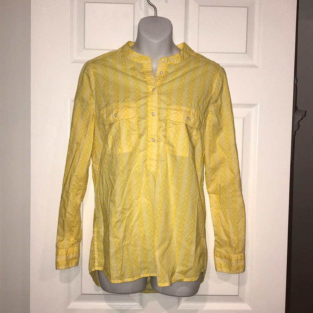 C115 🔴 $4  Yellow cotton top